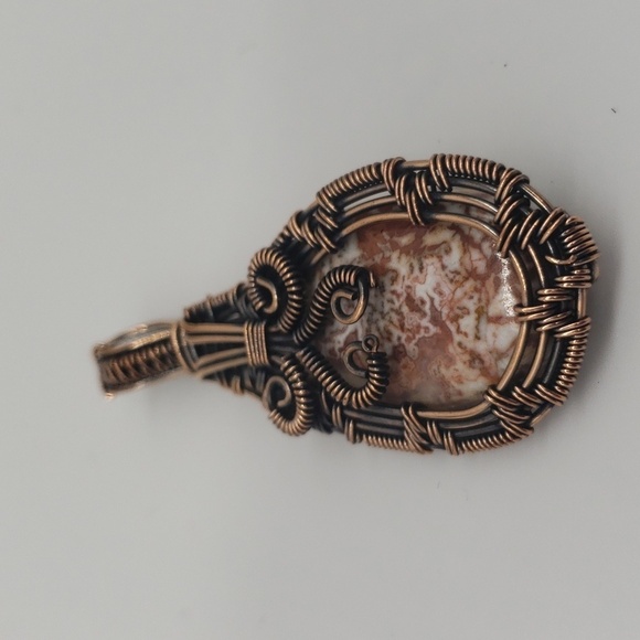 741- Natural Stone Pendant Necklace Wire Wrapped Handmade NWT - Picture 1 of 5